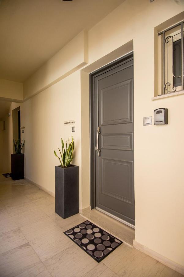 A & B Minimal Suite Ιι With Sea View In Argostoli المظهر الخارجي الصورة