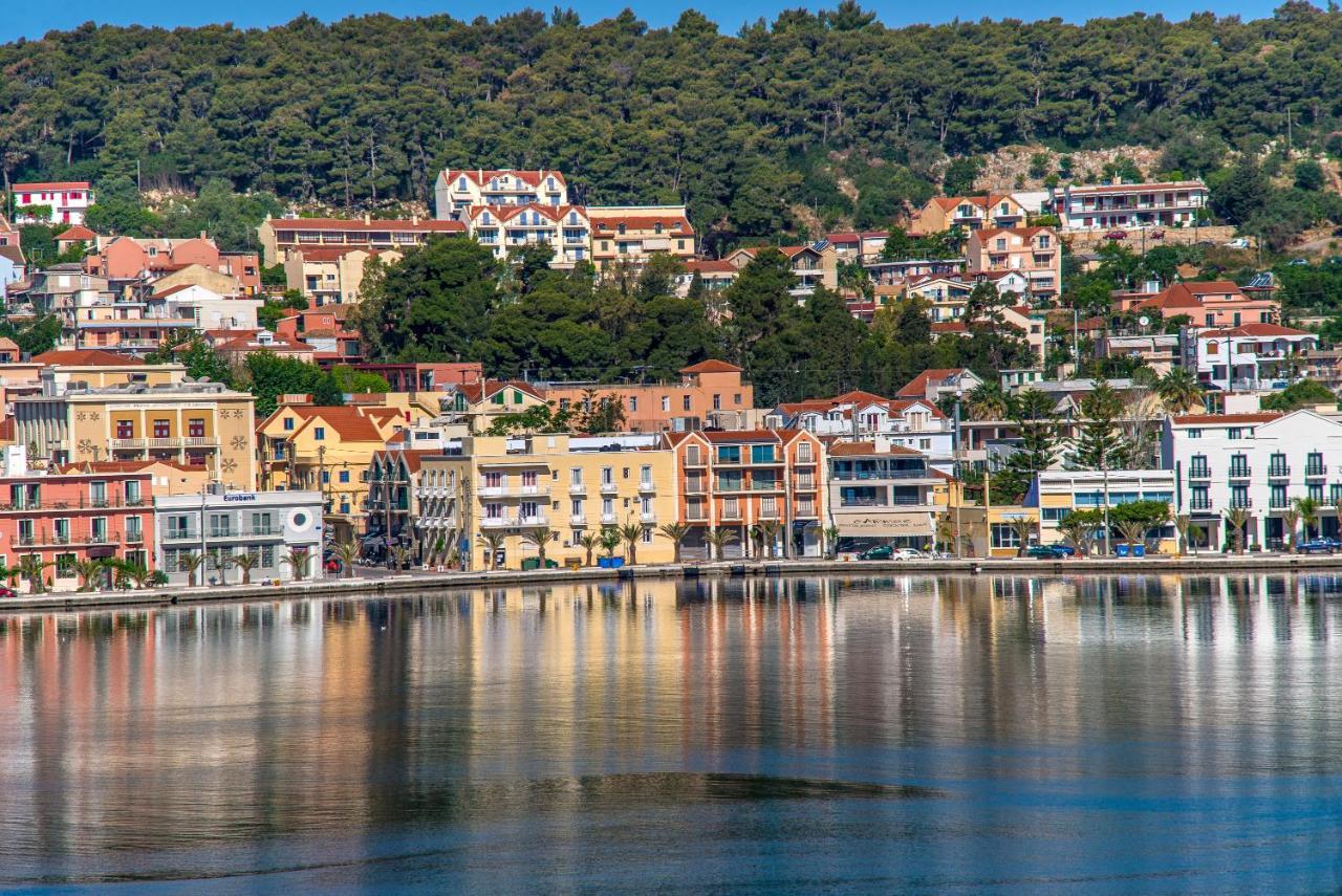 A & B Minimal Suite Ιι With Sea View In Argostoli المظهر الخارجي الصورة